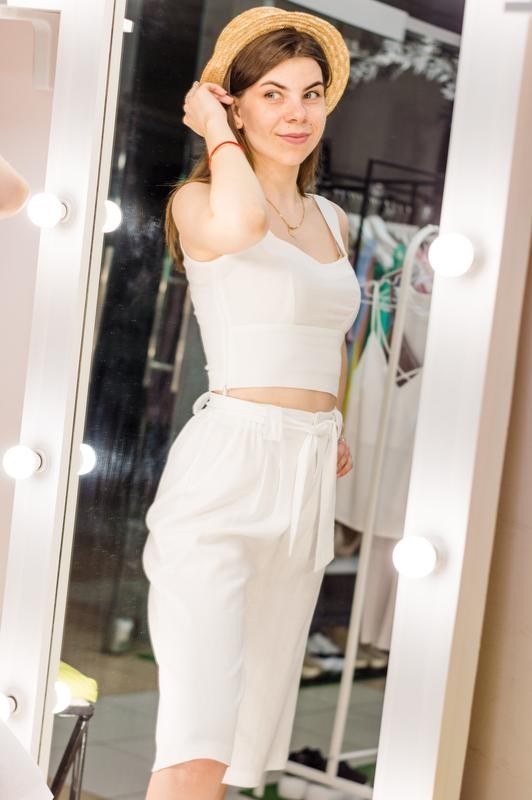 

Льняной костюм Н2 Guseva Wear белый, Льняной костюм Н2 Guseva Wear белый S