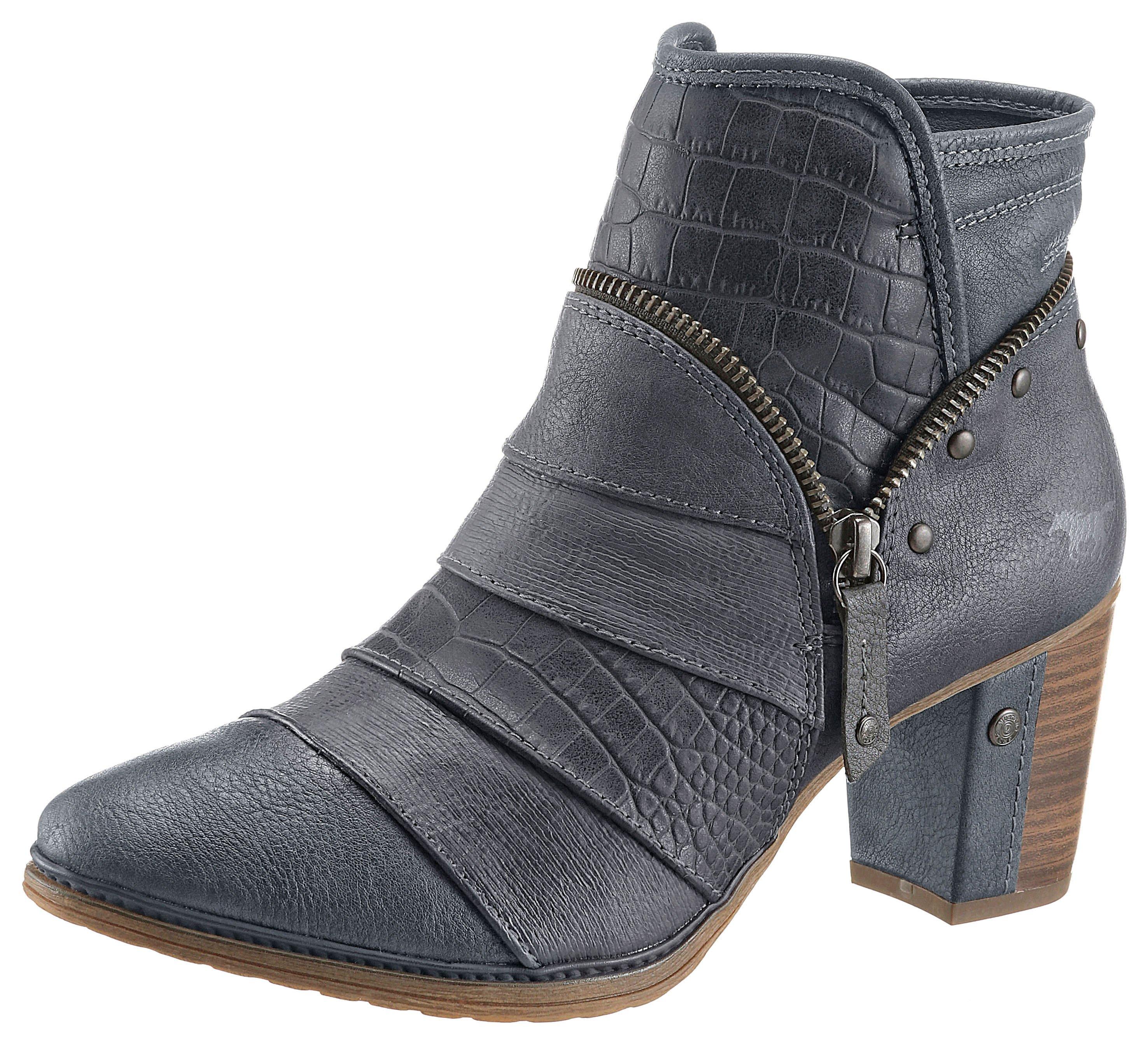 

Ботинки Mustang Shoes 37 черный