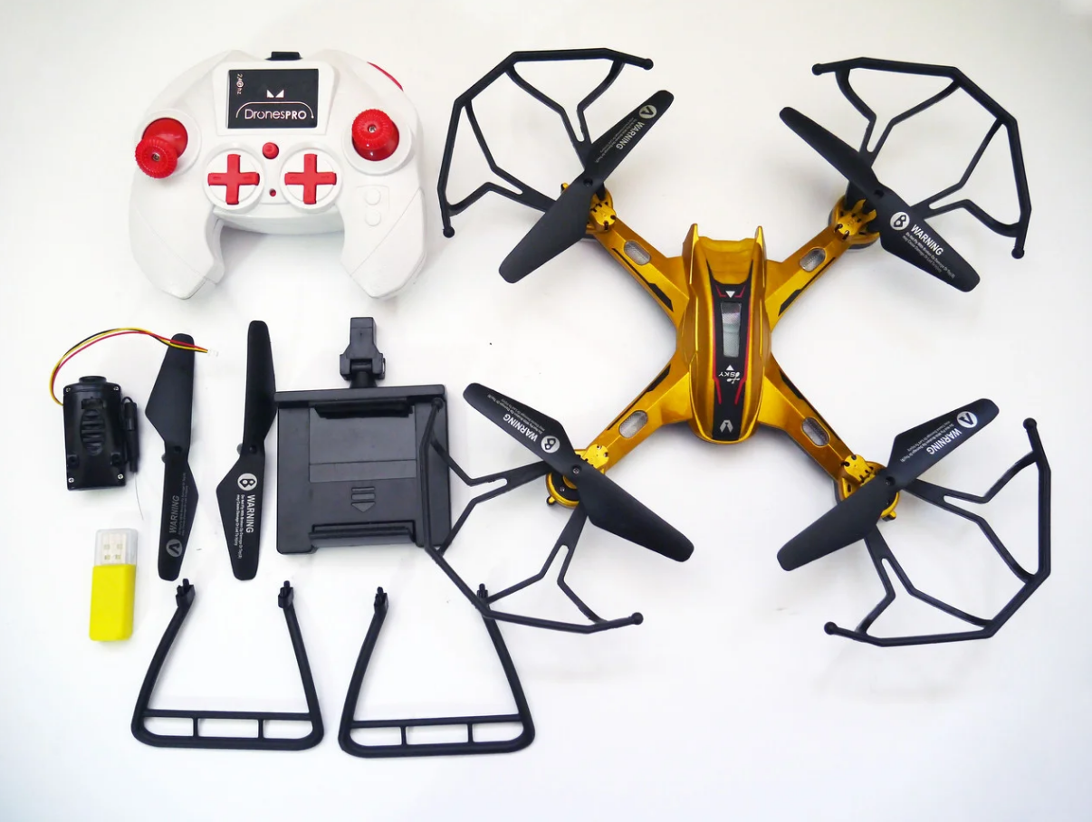 

Квадрокоптер Sky Phantom CH090 c WiFi камерой