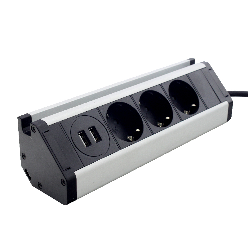 

Мебельная розетка kitchen (горизонтальная) 3 x 16 А, 2 x USB 2,4 А, металл + провод 3 x 1.5 mm² EH-AR-307 Electro House