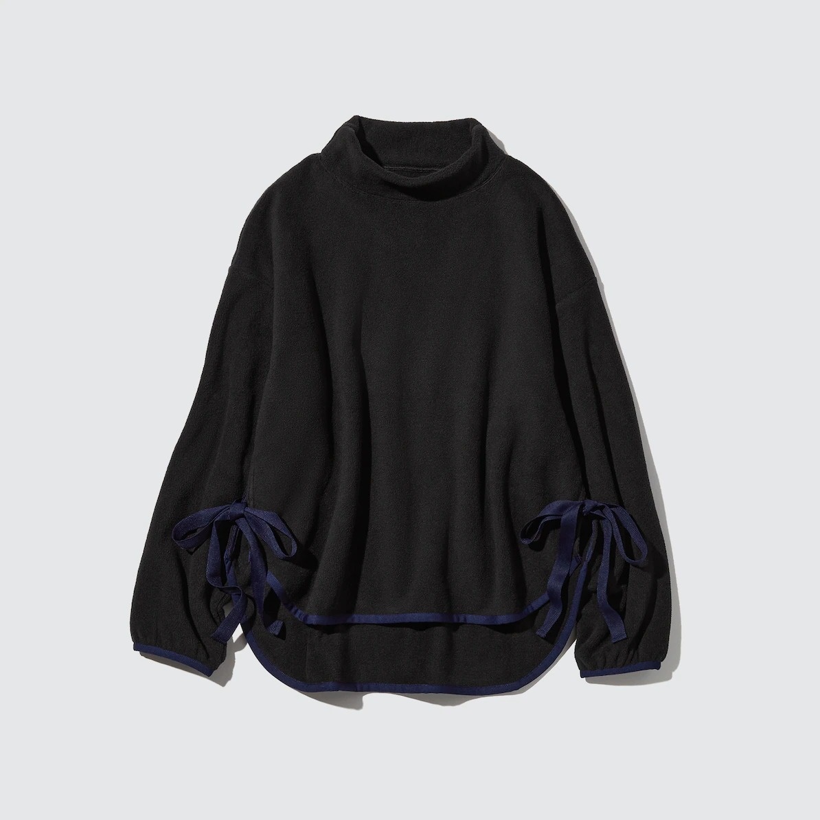 

Флиска Uniqlo White Mountaineering размер  черная, Флиска Uniqlo White Mountaineering размер S черная