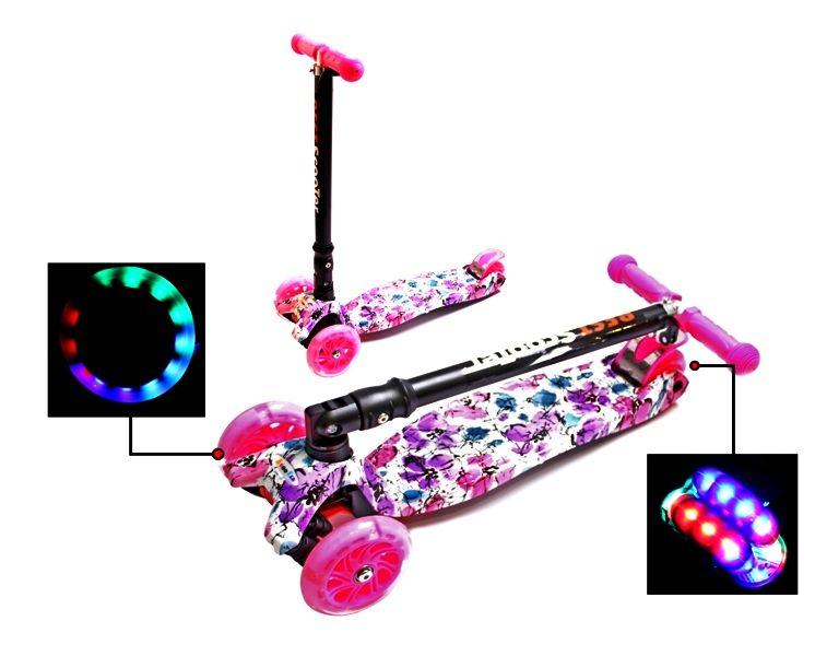 

Детский самокат Scooter maxi flowers складная ручка.