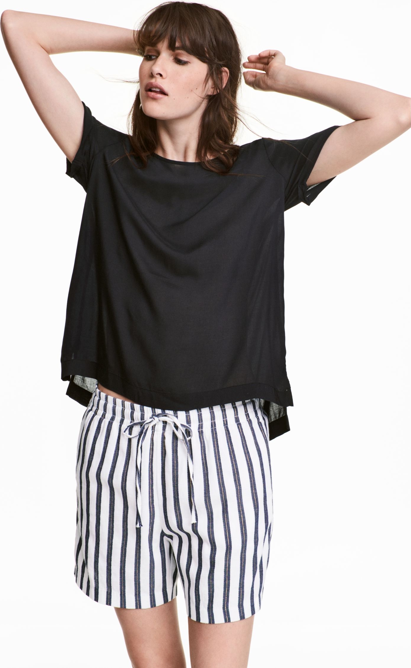 

Блузка H&M 3hm06110105 46 Черная