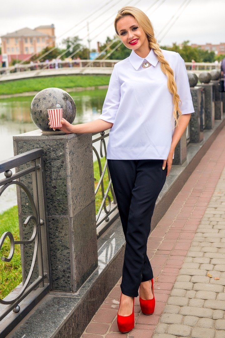 

Блуза FLFashion Клементина БК 3302 с рукавом 3/4 42 белая