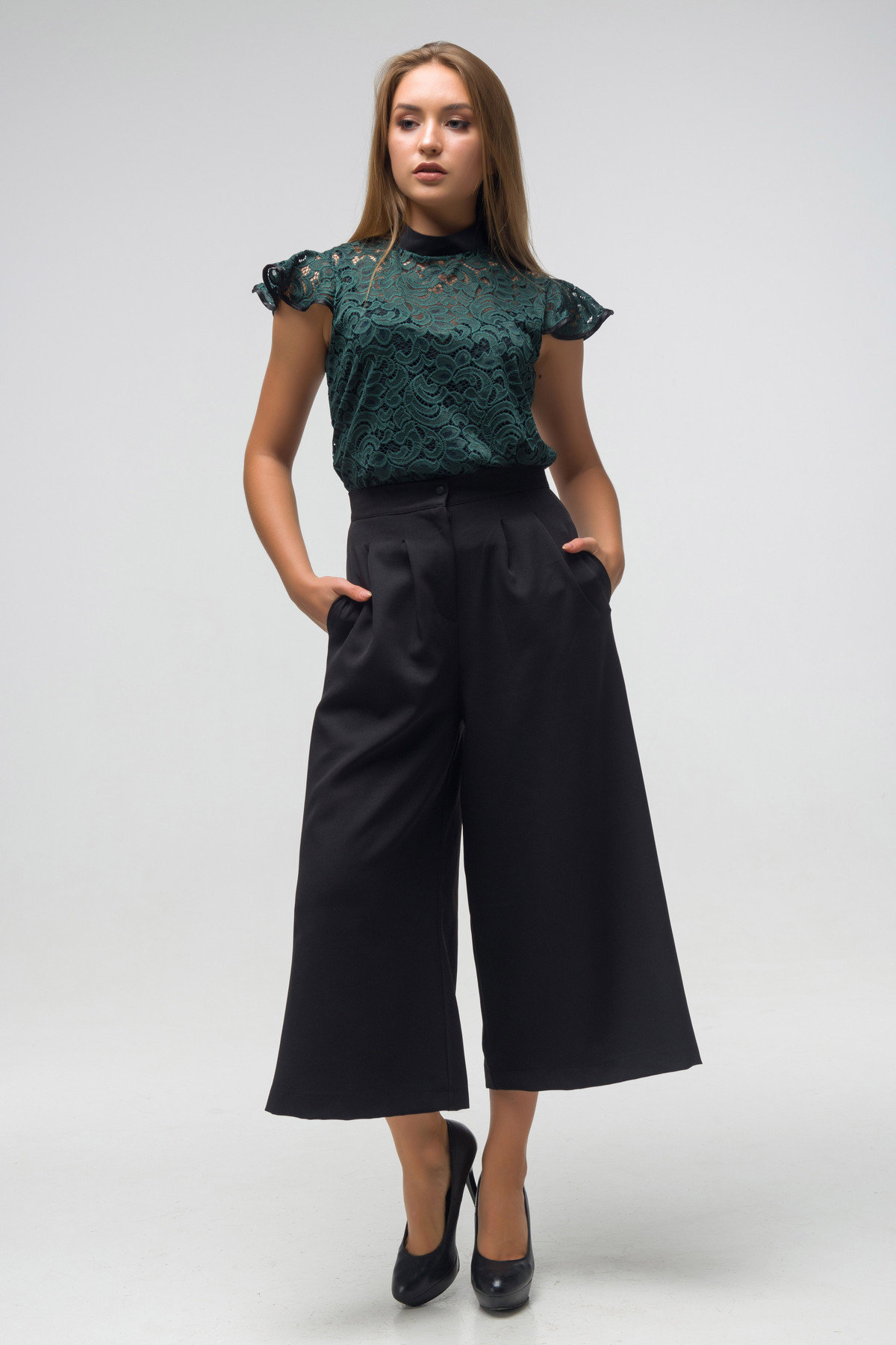 

Блуза FLFashion Дюшес ТБД 2742 с коротким рукавом 46 зеленая