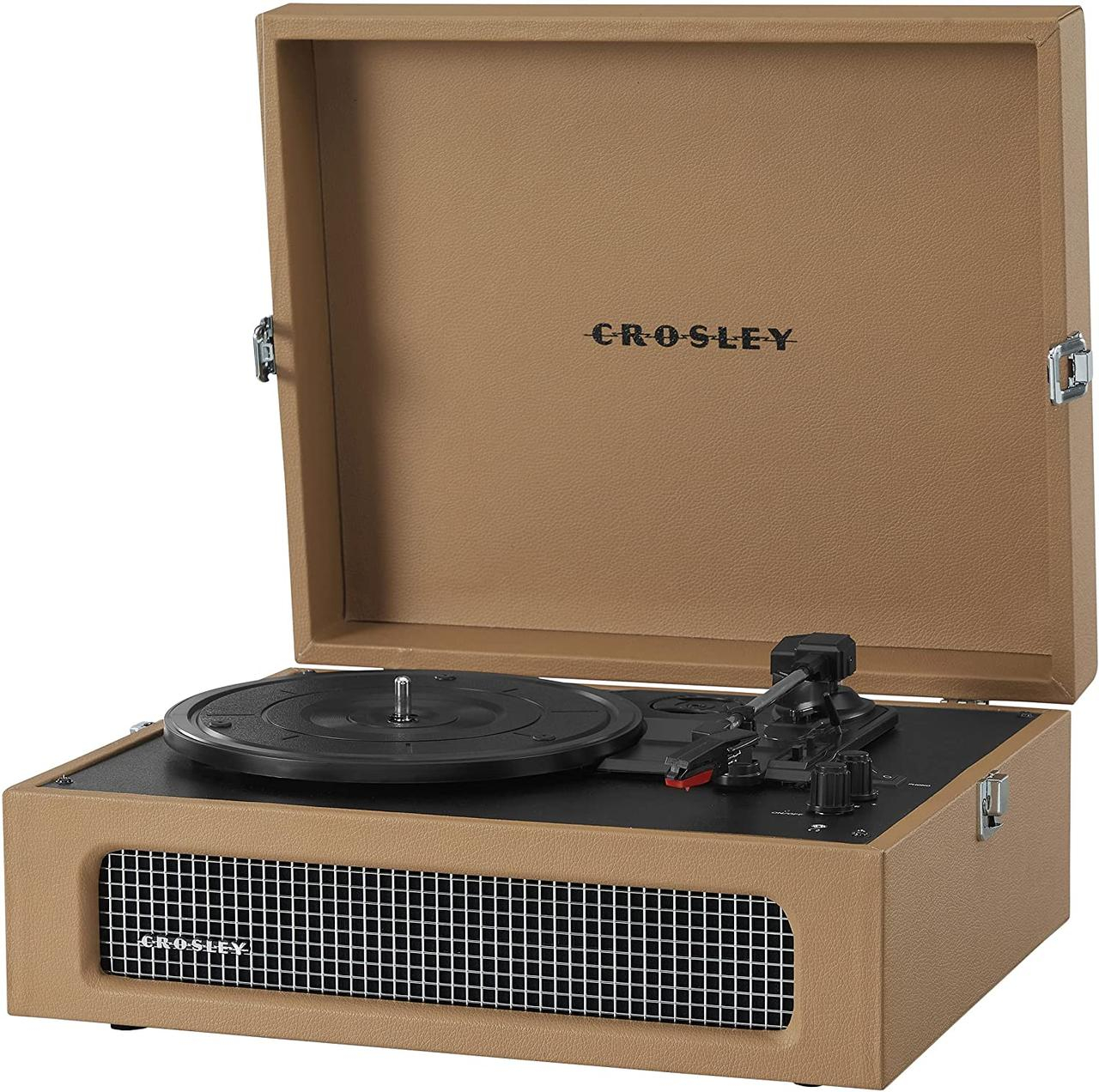 

Проигрыватель винила Crosley Voyager Tan