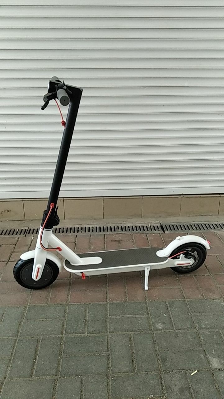 

Электросамокат Kugoo E - Scooter M365 PRO Max c APP, white