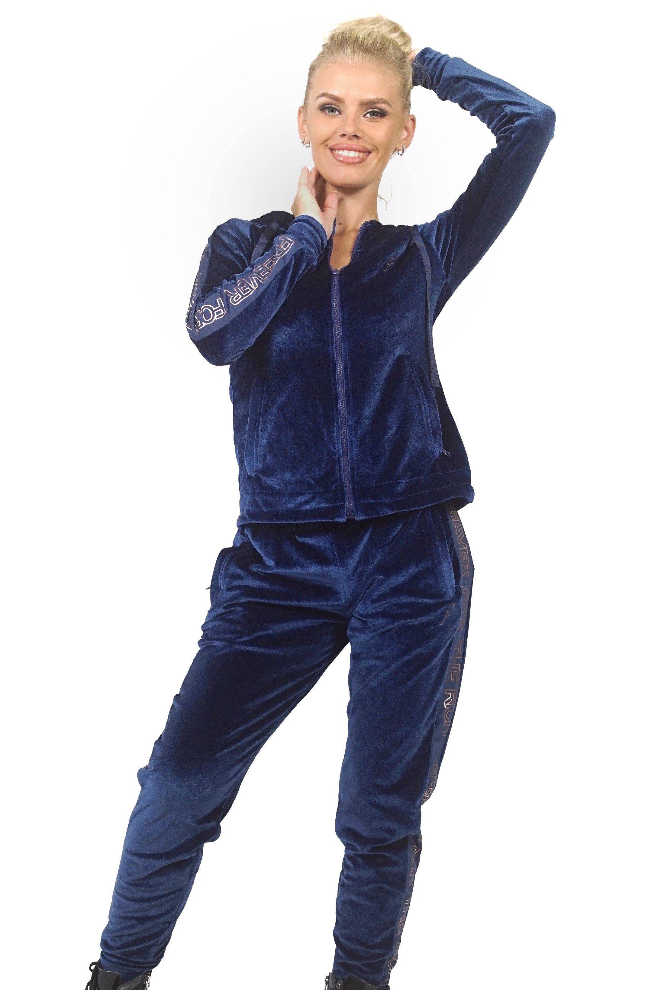 

Спортивный костюм женский Freever GF 18196 темно-синий 4XL