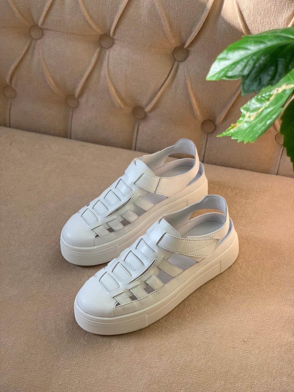 

Кеды женские кожаные с открытой пяткой Shoozi Bench ONE 39 белые