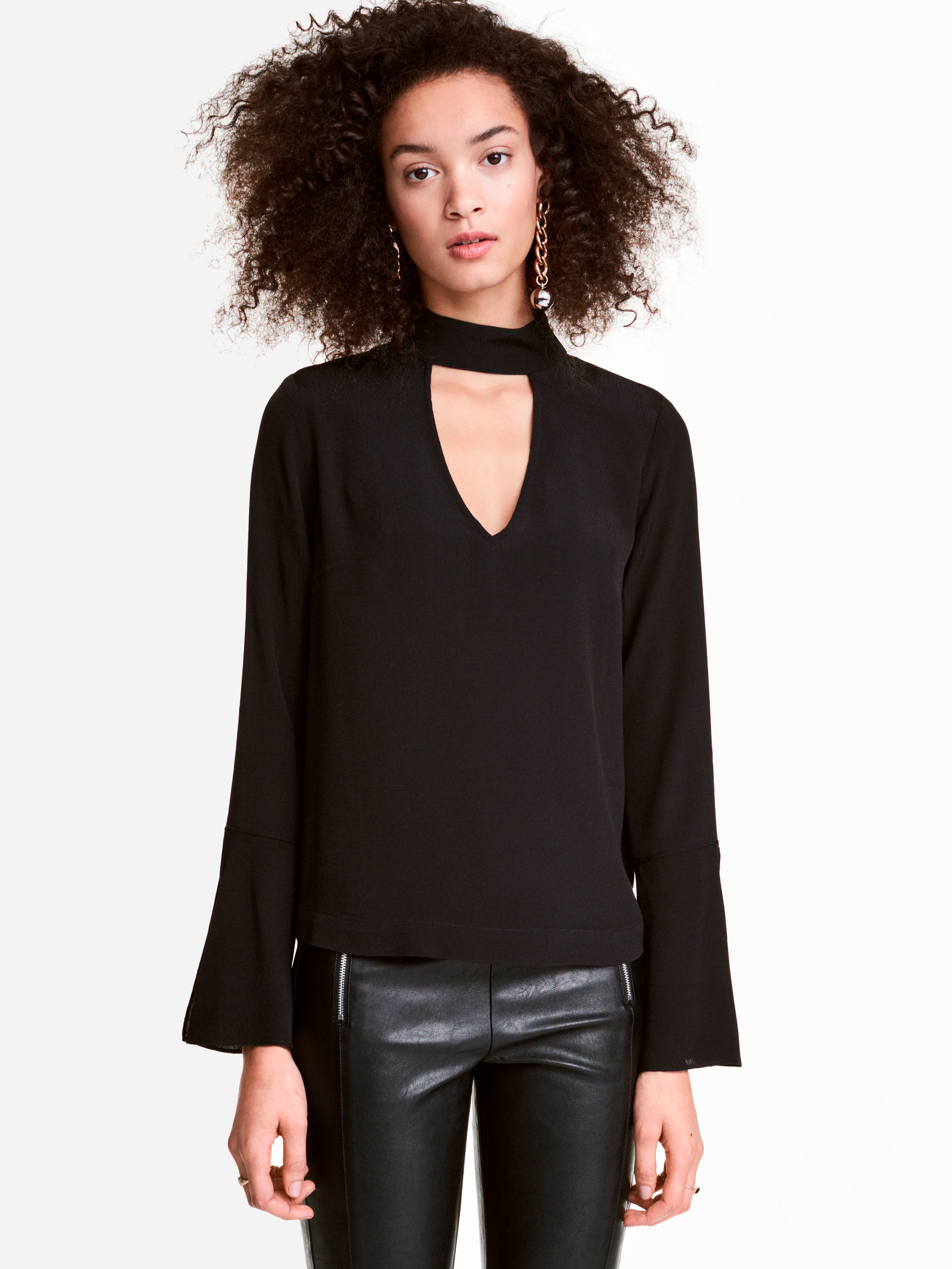 

Блузка H&M XAZ044773FIGV  Черная, Блузка H&M XAZ044773FIGV 34 Черная