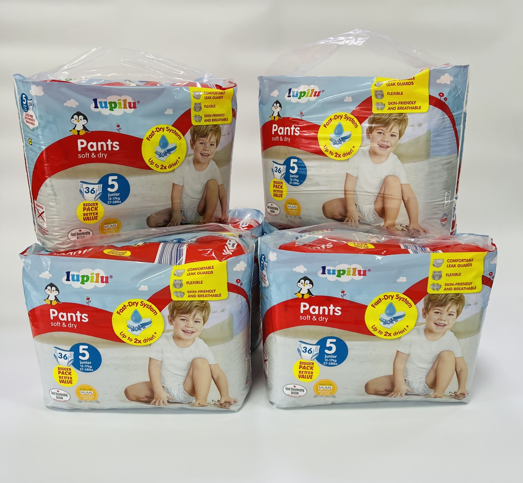 Набір з 6 уп. по 36 шт.(216 шт.) підгузниківтрусиків Lupilu soft&dry