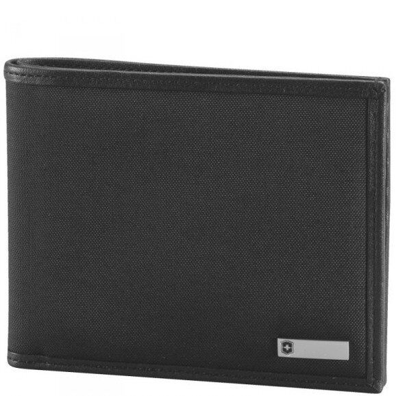 

Черное портмоне Victorinox Travel ALTIUS 3.0 Munich/Black Vt301650.01