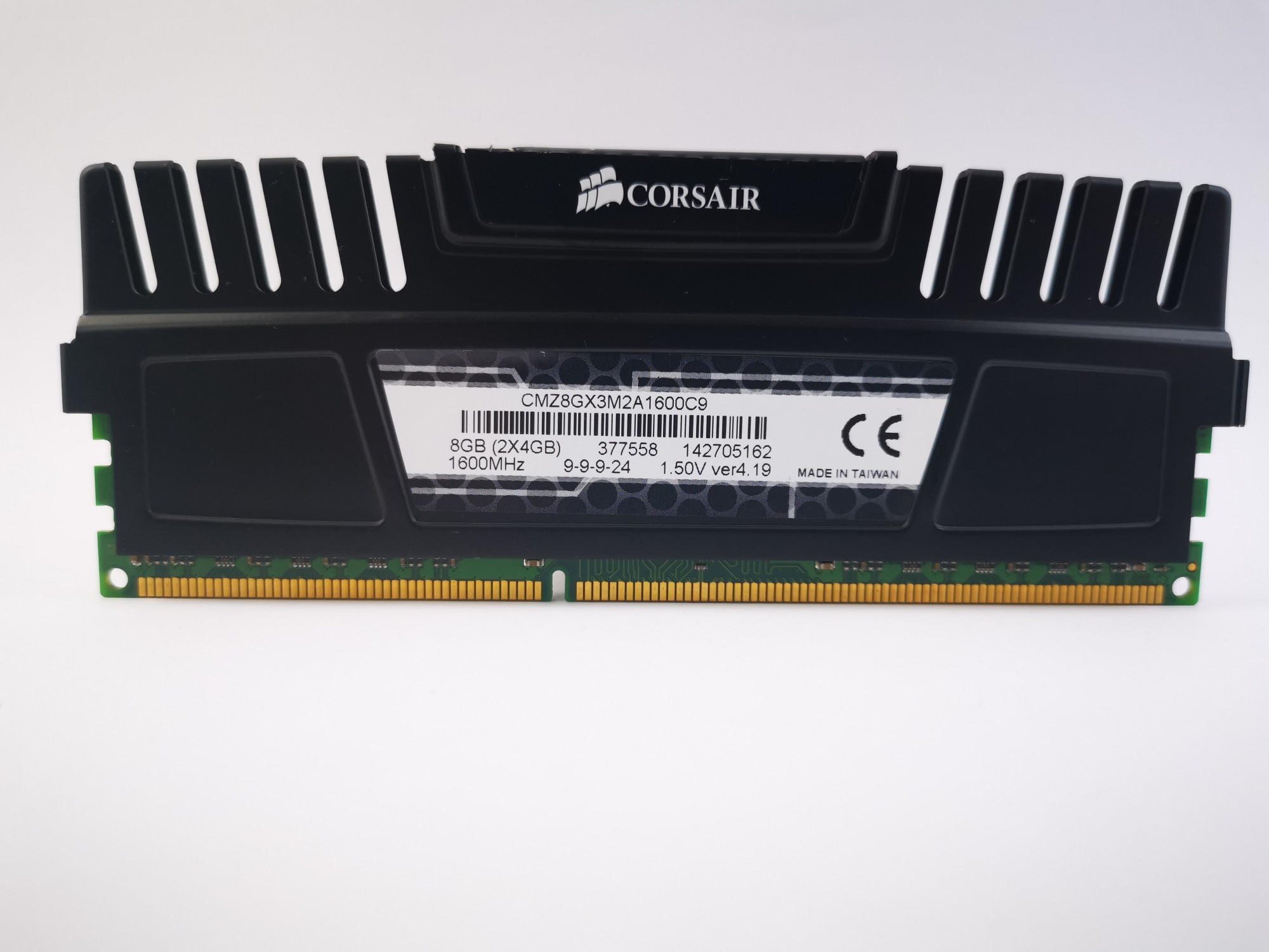 Тип оперативной памяти ddr4 частота памяти 2400 мгц