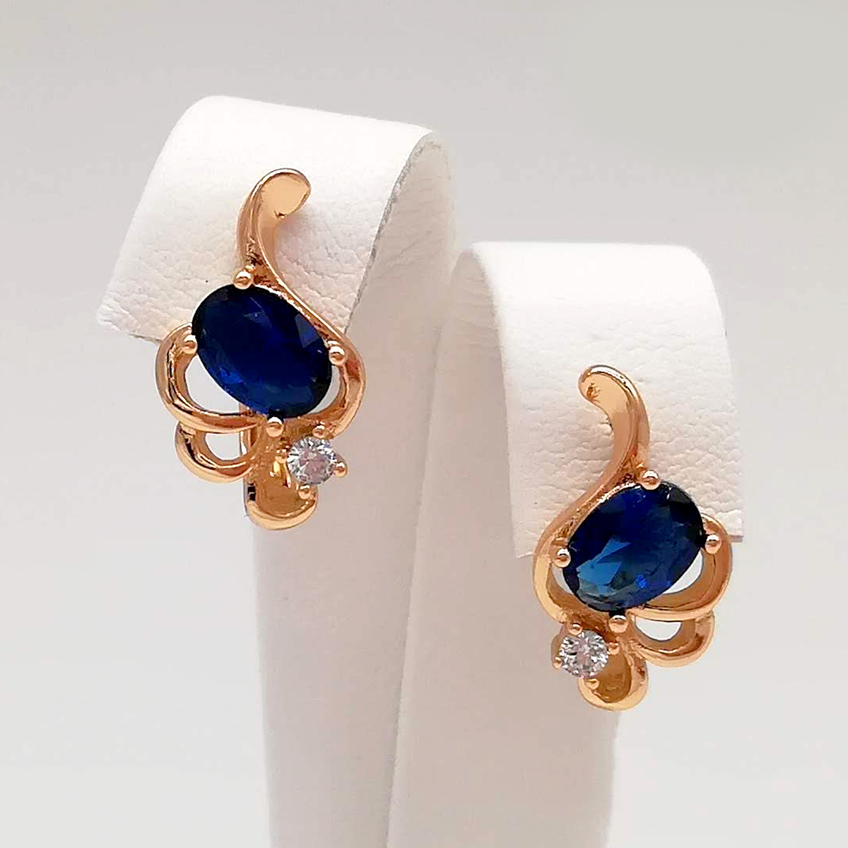 

Серьги Xuping из медицинского золота, синие фианиты, позолота 18K, 24610