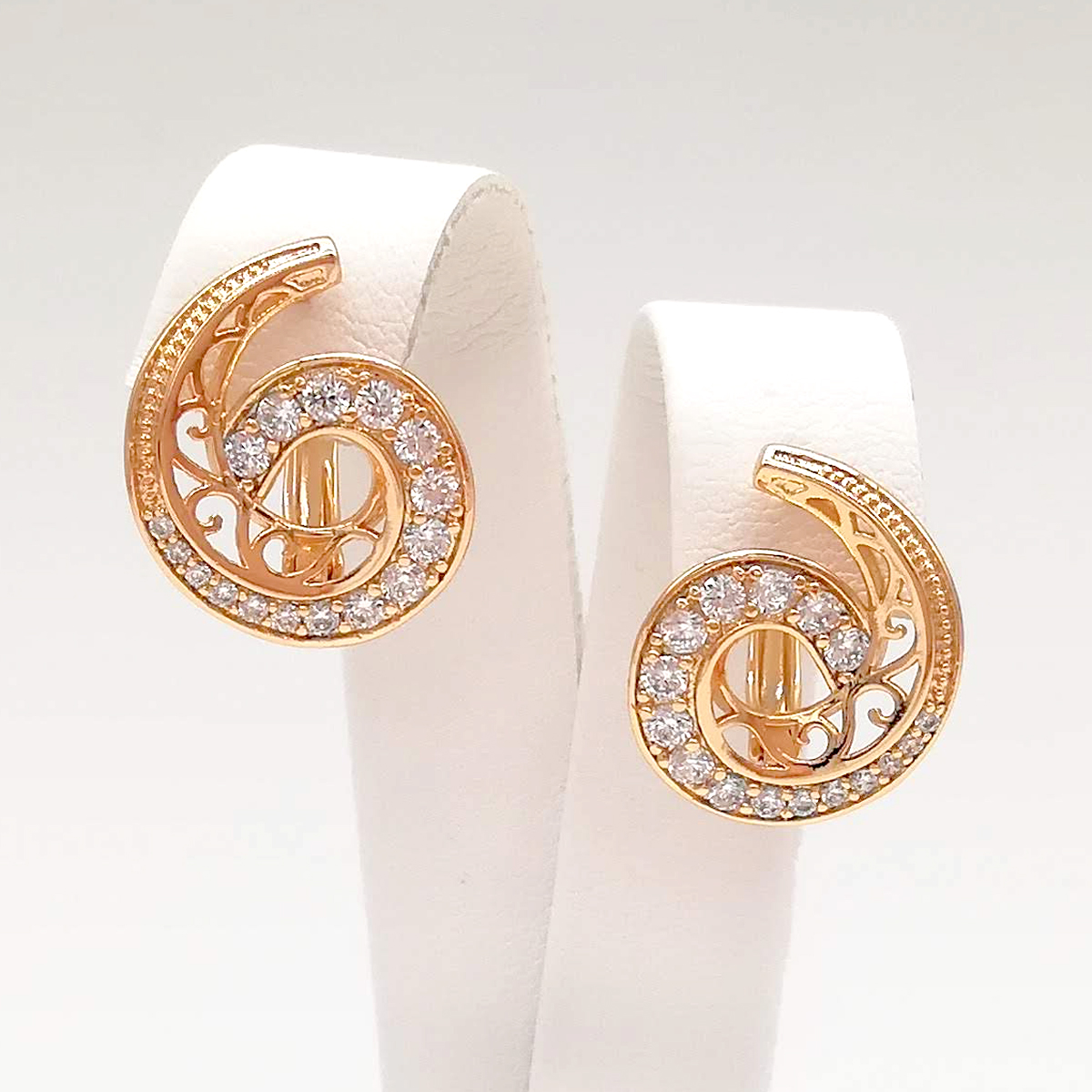 

Серьги Xuping из медицинского золота, белые фианиты, позолота 18K, 24550
