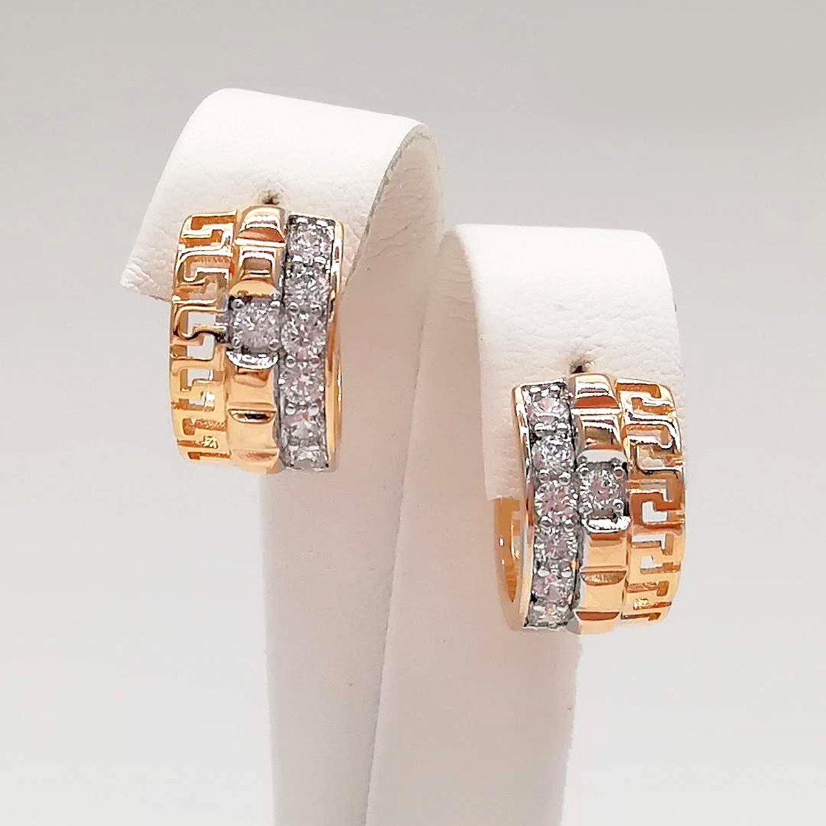 

Серьги Xuping из медицинского золота, белые фианиты, позолота 18K + родий, 24605