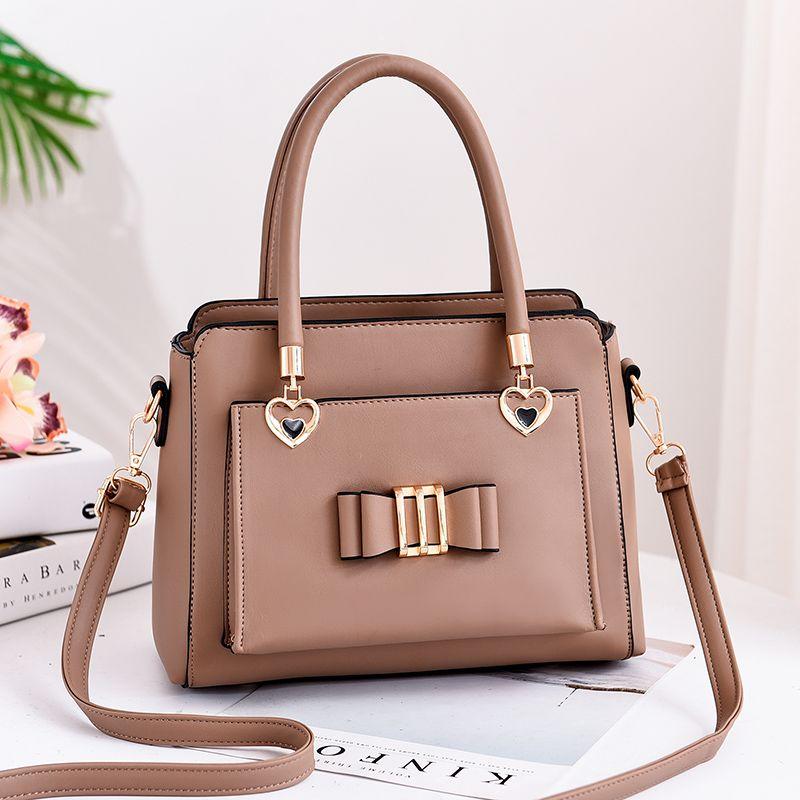 

Женская сумочка бежевая Hot Trend 3641-16