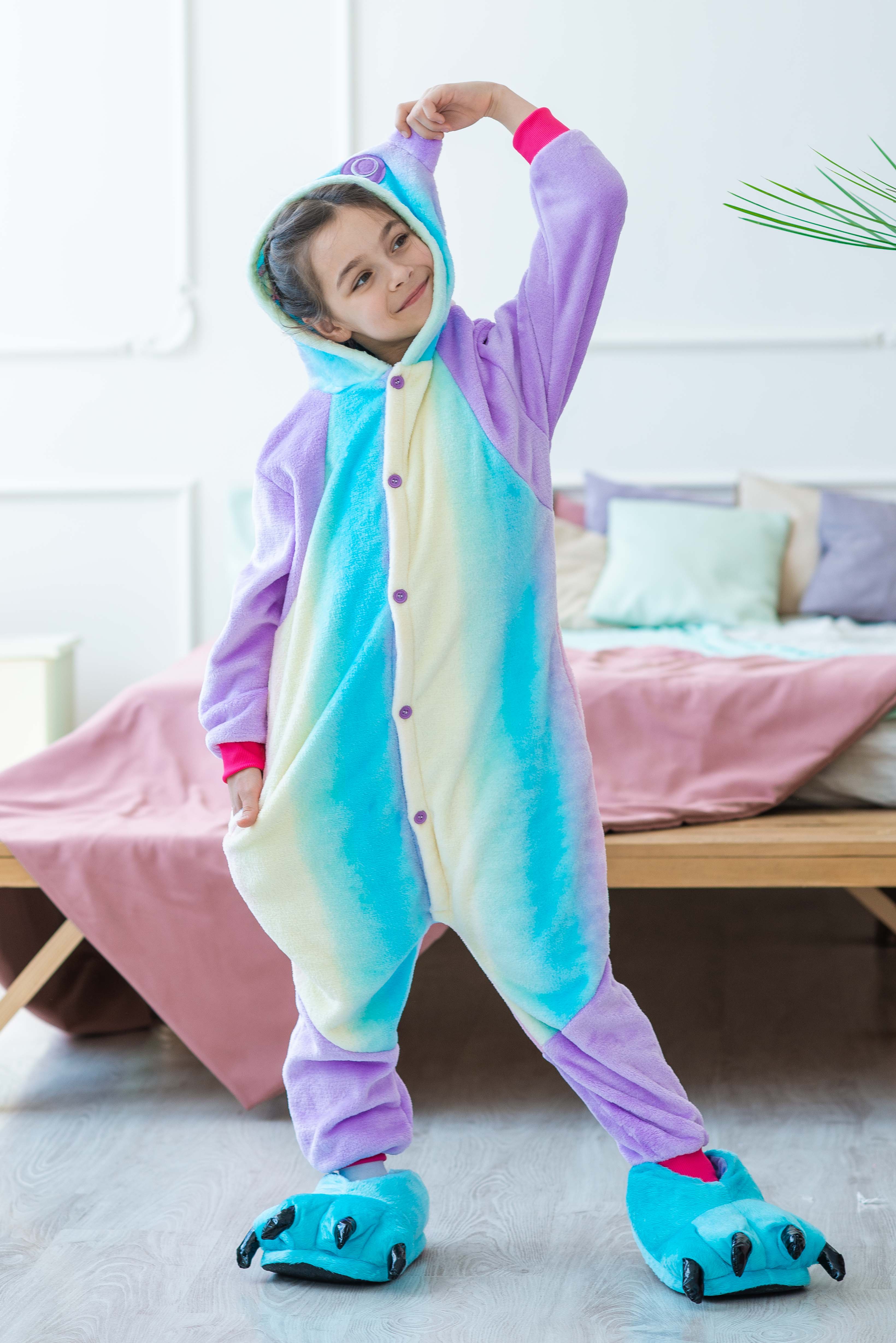

Пижама Кигуруми детская BearWear Панда Радуга Пастель XS 95 - 105 см Разноцветный (K0W1-0098-XS)