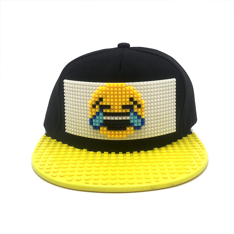 

Кепка-конструктор BricksCap Смайлик Смех 56-60 Черно-желтый (1000125-L/XL)
