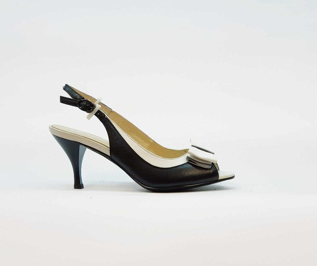 

Босоножки женские из натуральной кожи на среднем каблуке рюмочка черные 36 , 5950-21-01413ч-б, Brocoli