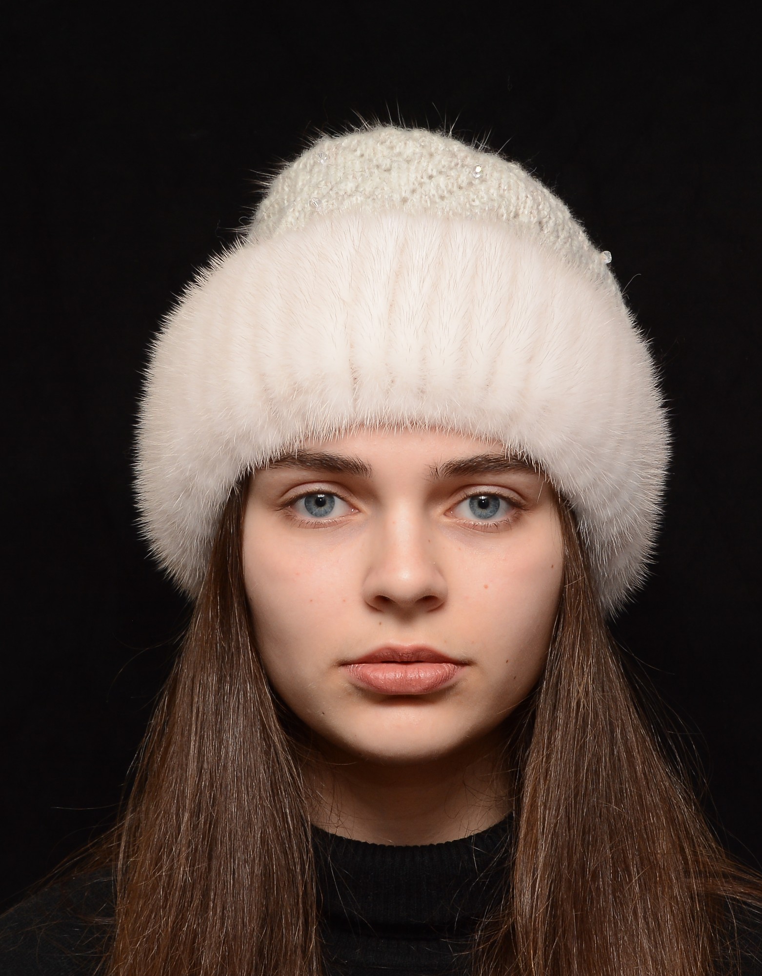 

Шапка норковая вязаная Меховой Стиль Ажур 54-60 Жемчужный (128/R)