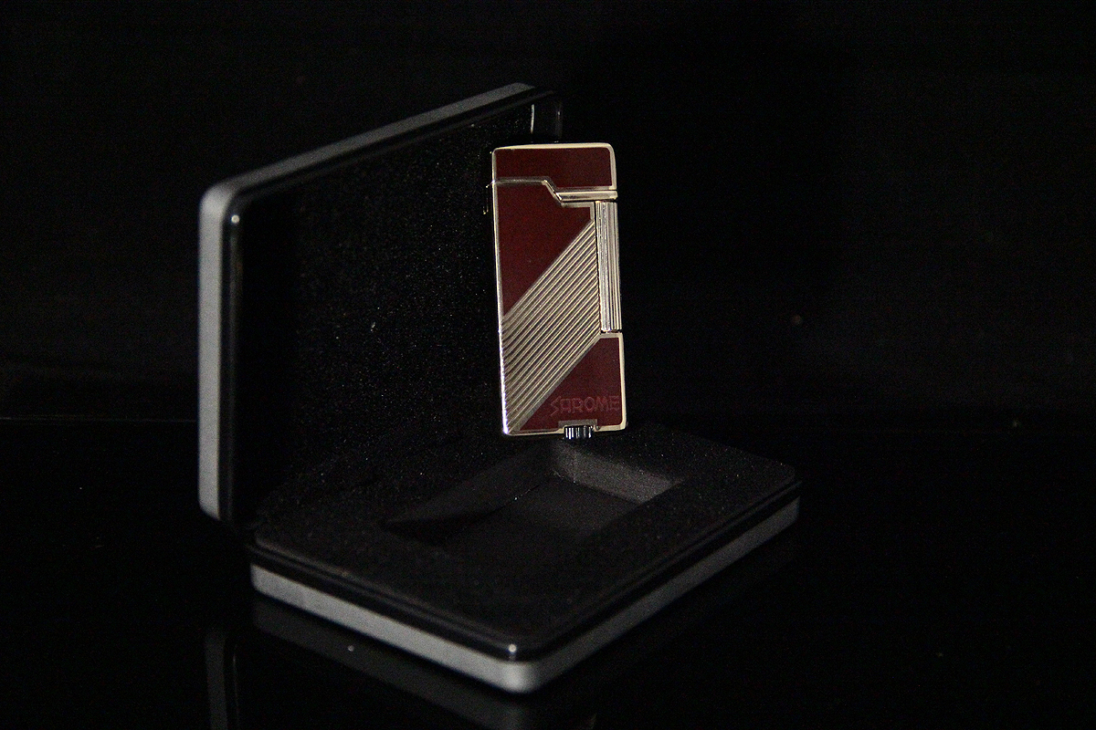 

Зажигалка Sarome 202 A-5