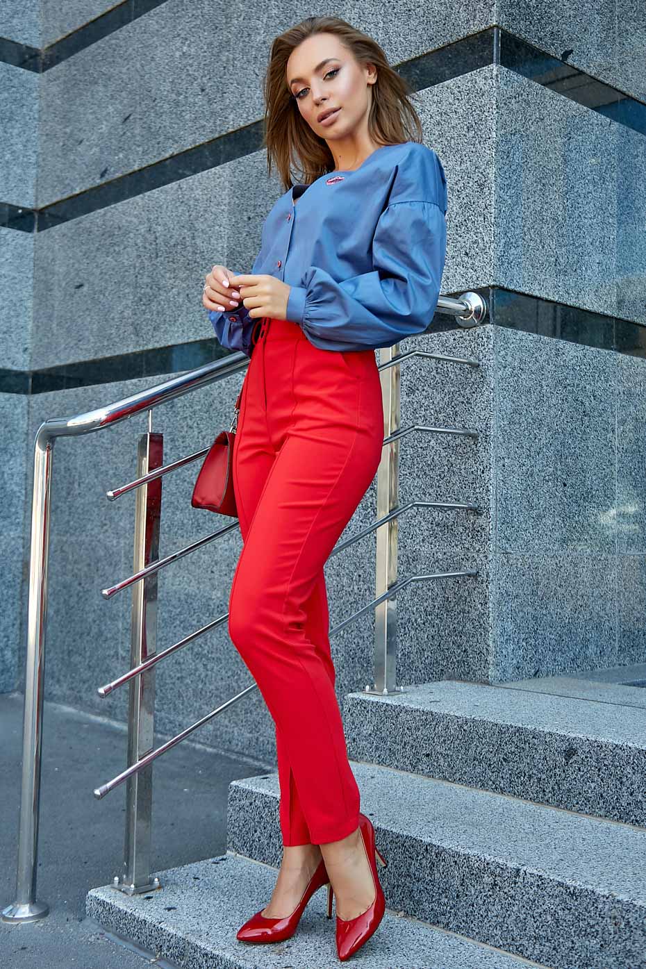 

Женские Seventeen классические молодежные брюки с высокой талией красного цвета L (1200.3613)