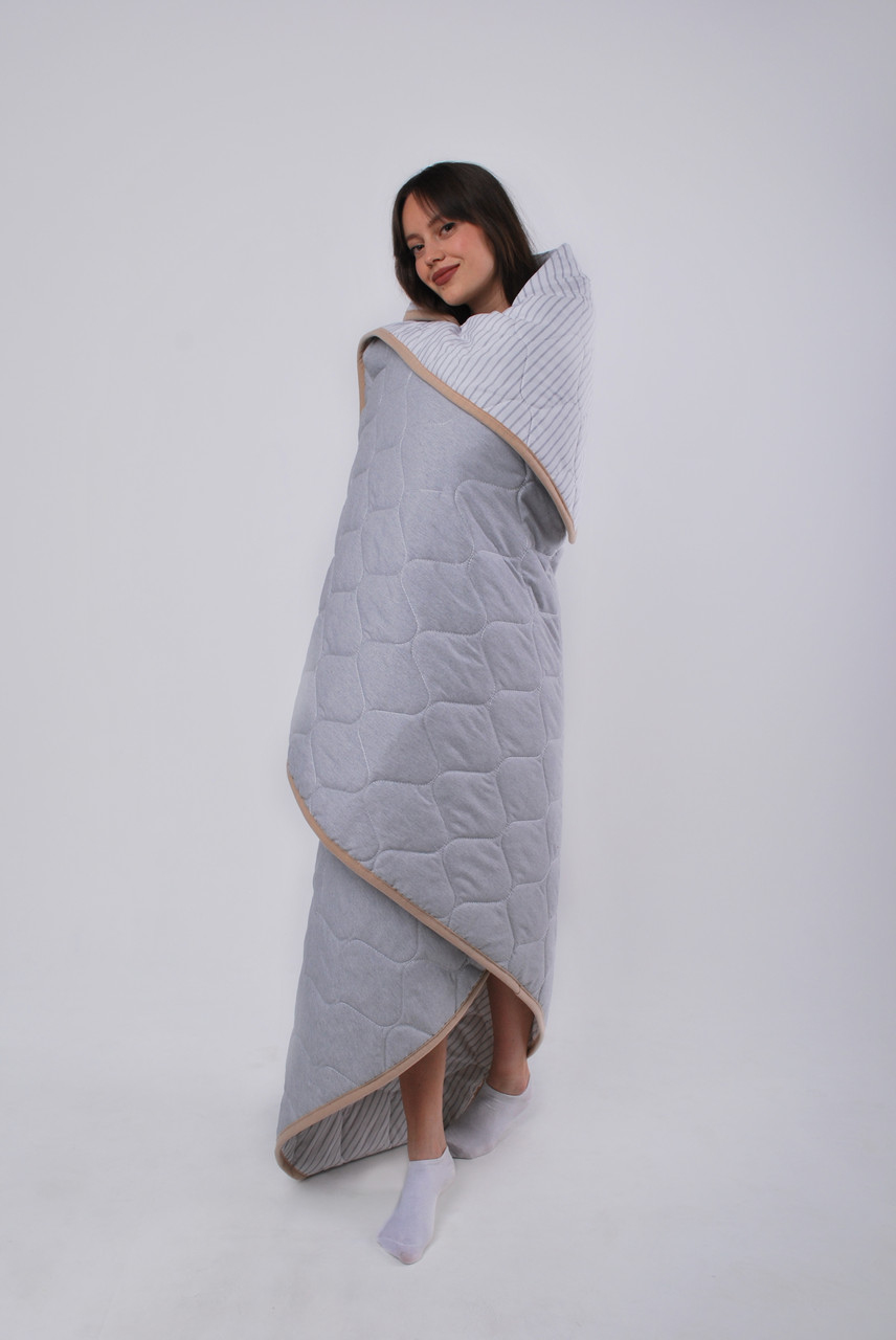 

Одеяло односпальное из шерсти мериноса Goodnight.Store легкое антиаллергенное Ultra Lite серое 140х200