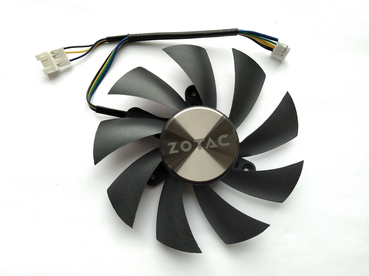 

Вентилятор Apistek для видеокарты Zotac Mini GA92S2H (FD9015U12S) (№169.2)