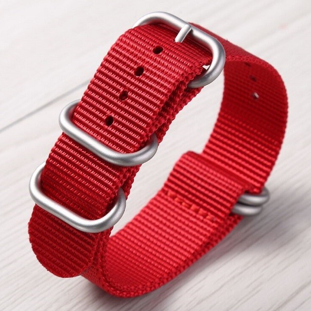 Красный нейлоновый ремешок ЗУЛУ для часов 22 мм со стальной пряжкой ...