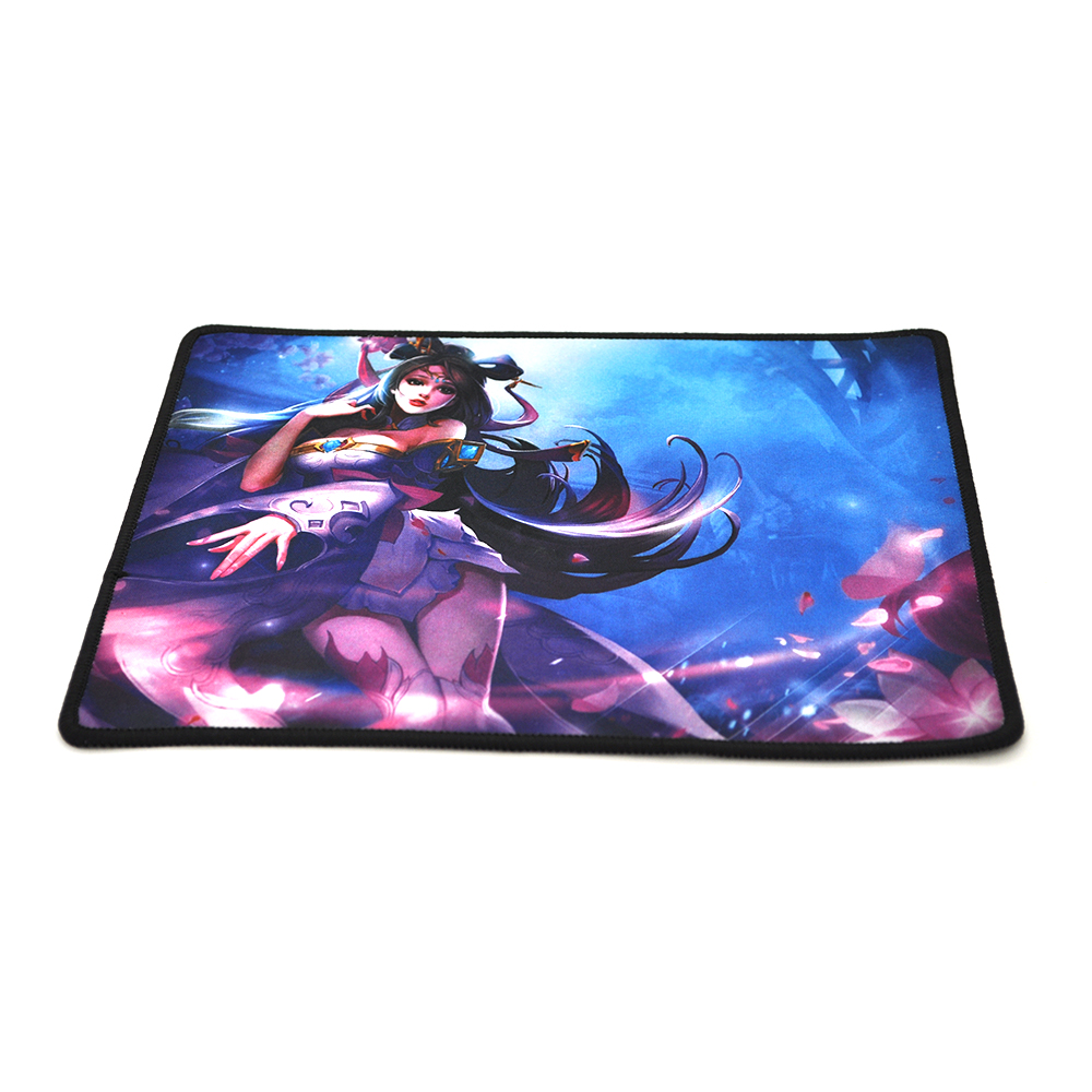

Коврик 250*210 тканевой с боковой прошивкой GAMER, толщина 2 мм, цвет Mix Color, OEM Voltronic 06550