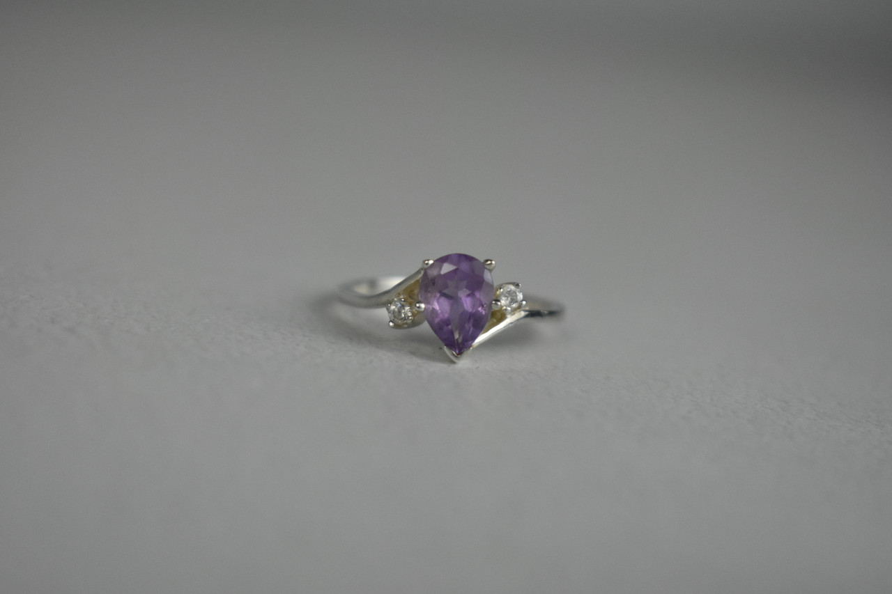 

Серебряное кольцо с Аметистом И Фианитами Нежность 2928 Sky Jewelry 17,5