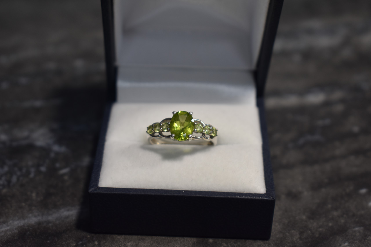 

Серебряное кольцо с Камнями Перидот И Цаворит 37262 Sky Jewelry 17