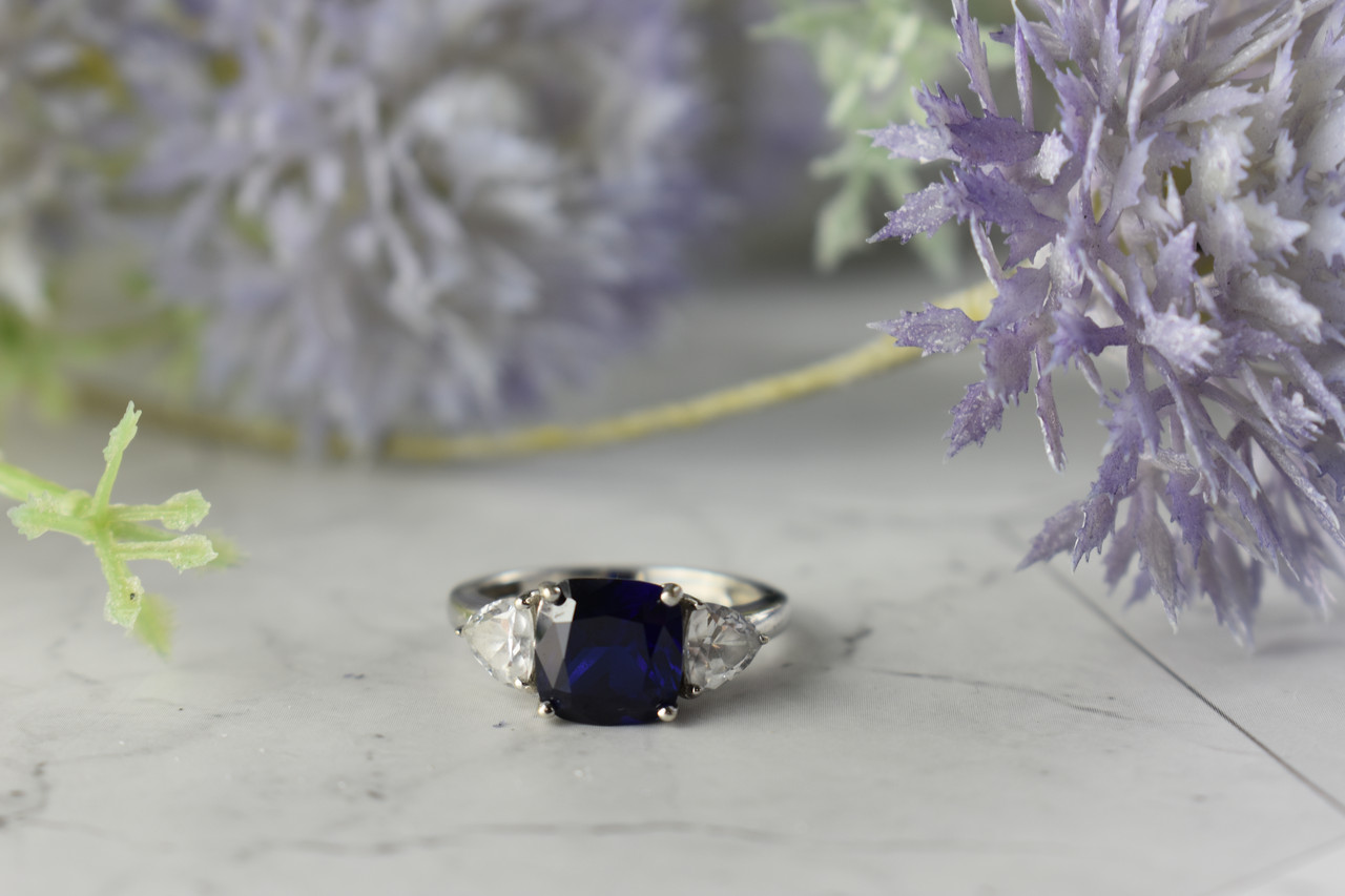 

Кольцо из серебра с Сапфиром И Фианитами Нежность 262 Sky Jewelry 17 (289)