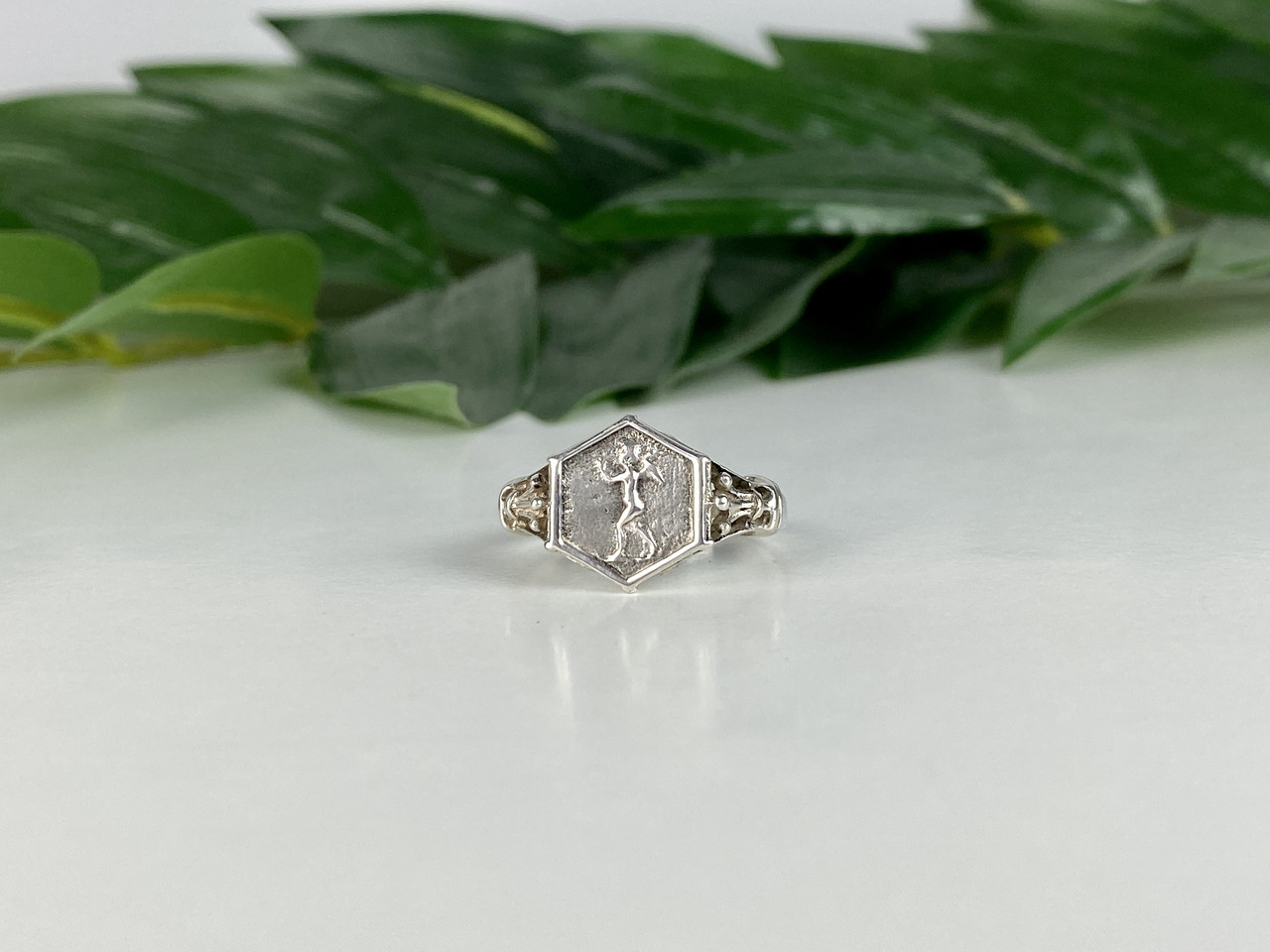 

Серебряное кольцо Ангел 7776 Sky Jewelry 18 (а72652)