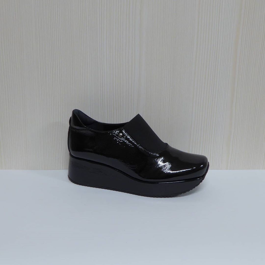 

Туфлі Kelton 38 Чорні 1623