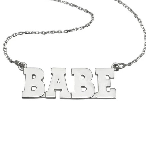 

Серебряное колье Shkatulka с именем BABE 921-0