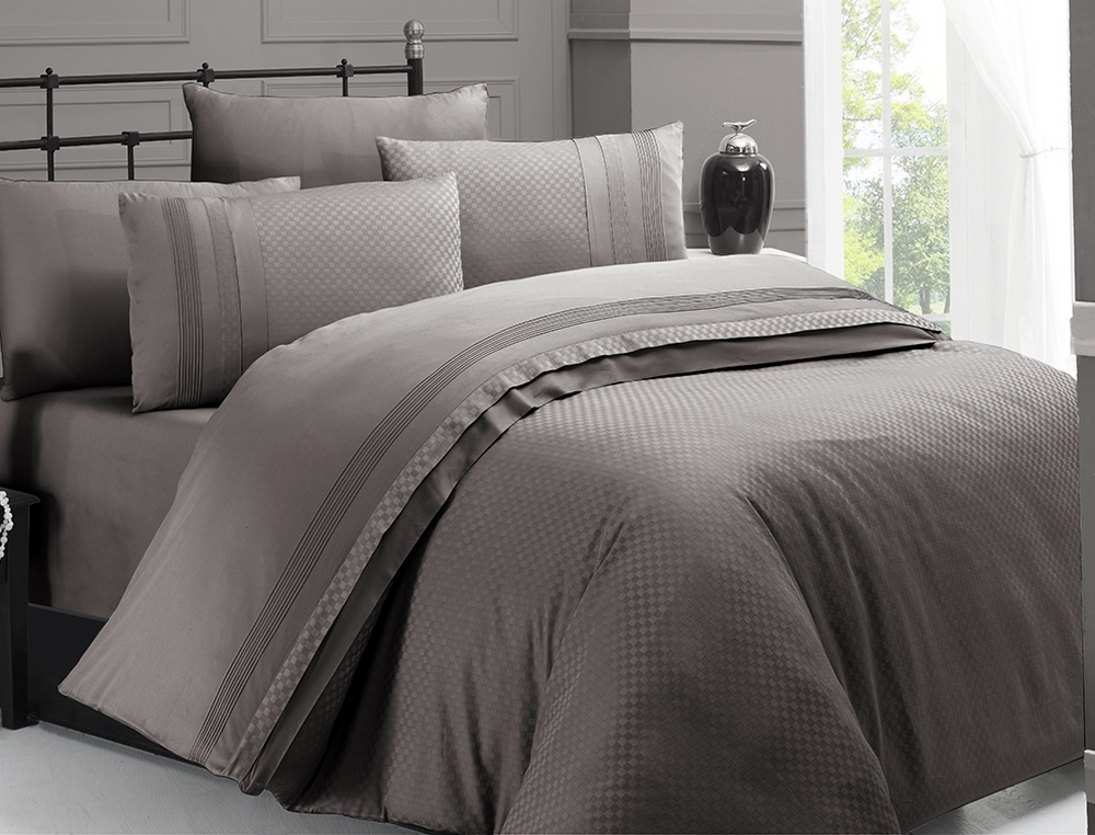 

Постельное белье First Choice De Luxe сатин Square style vizon евро