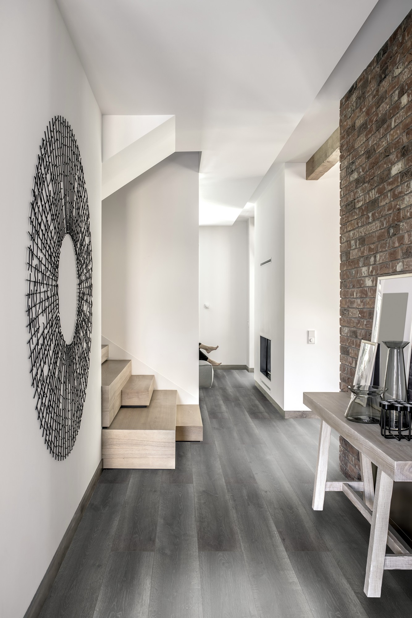 

Ламинат Classen Galaxy 4V Pool 52584 Дуб Антрацит (52584)