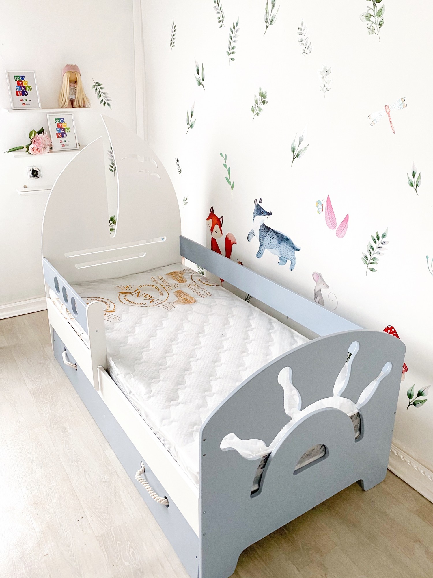 

Кровать детская Santorini с выдвижными ящиками FOREST KIDS 190*90 см бело-голубая