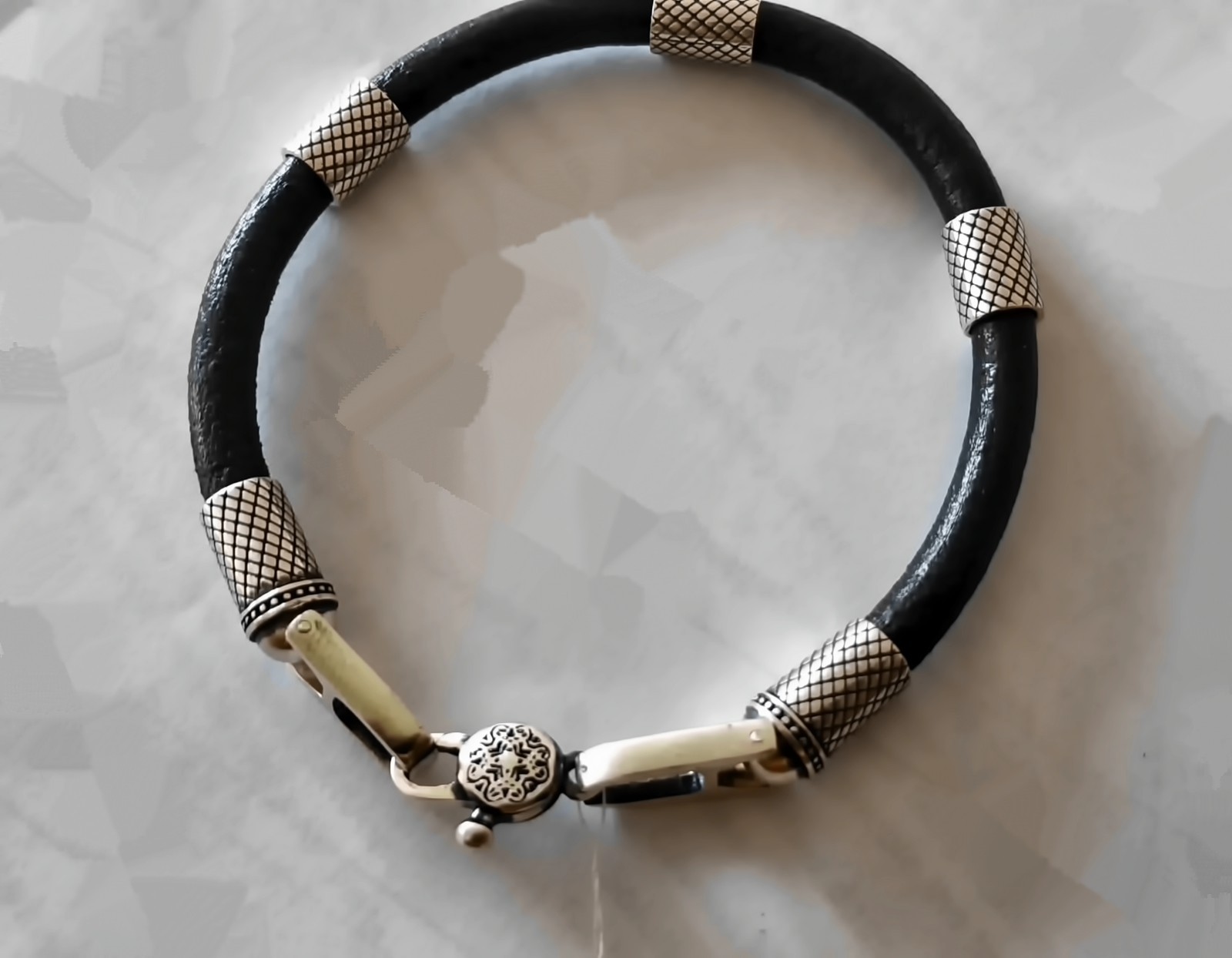 

Браслет кожаный на руку со вставками из серебра SilverArtisan 1.71332 18 размер