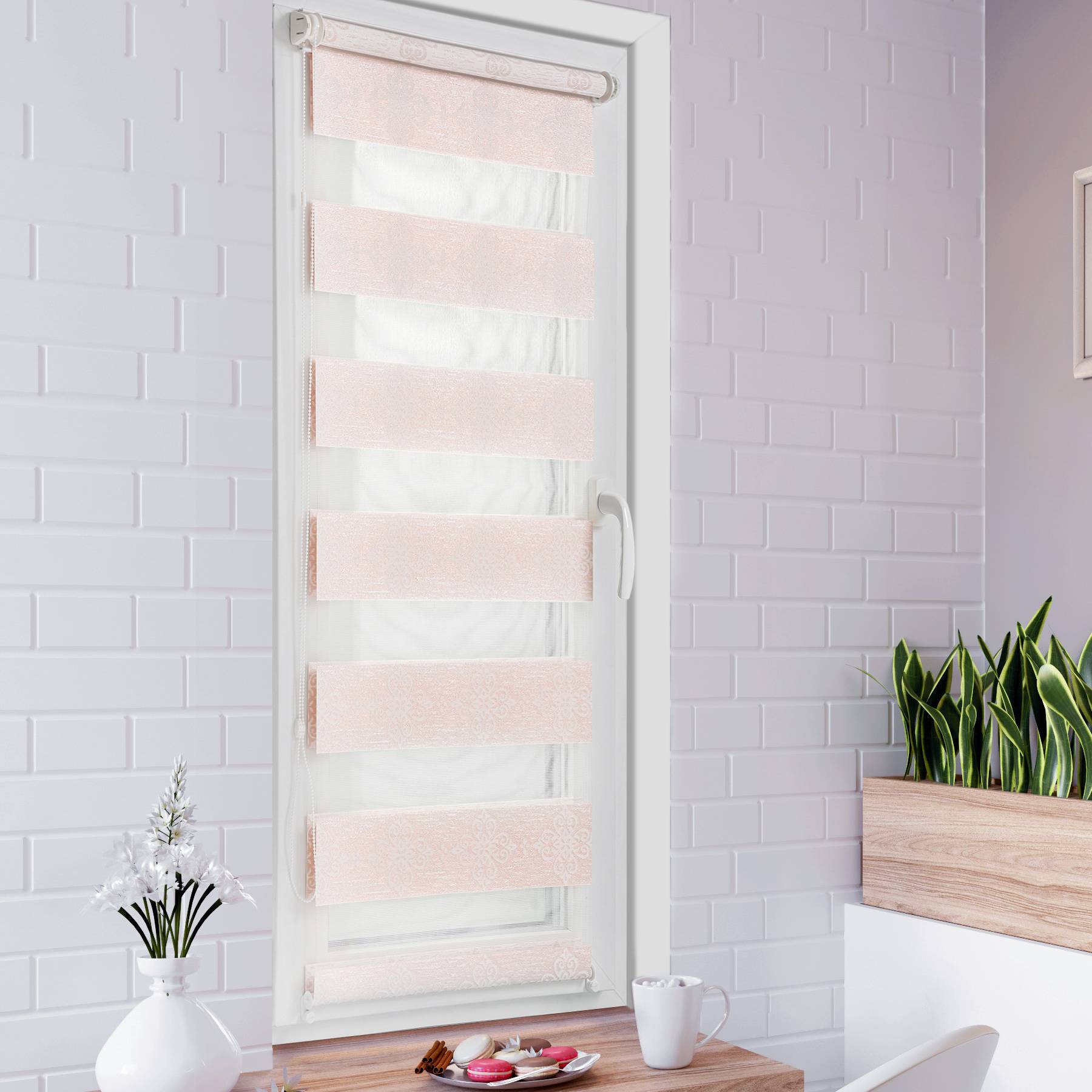 

Ролет тканевый Roll deLuxe День Ночь Классика розовый 67,5x160 см