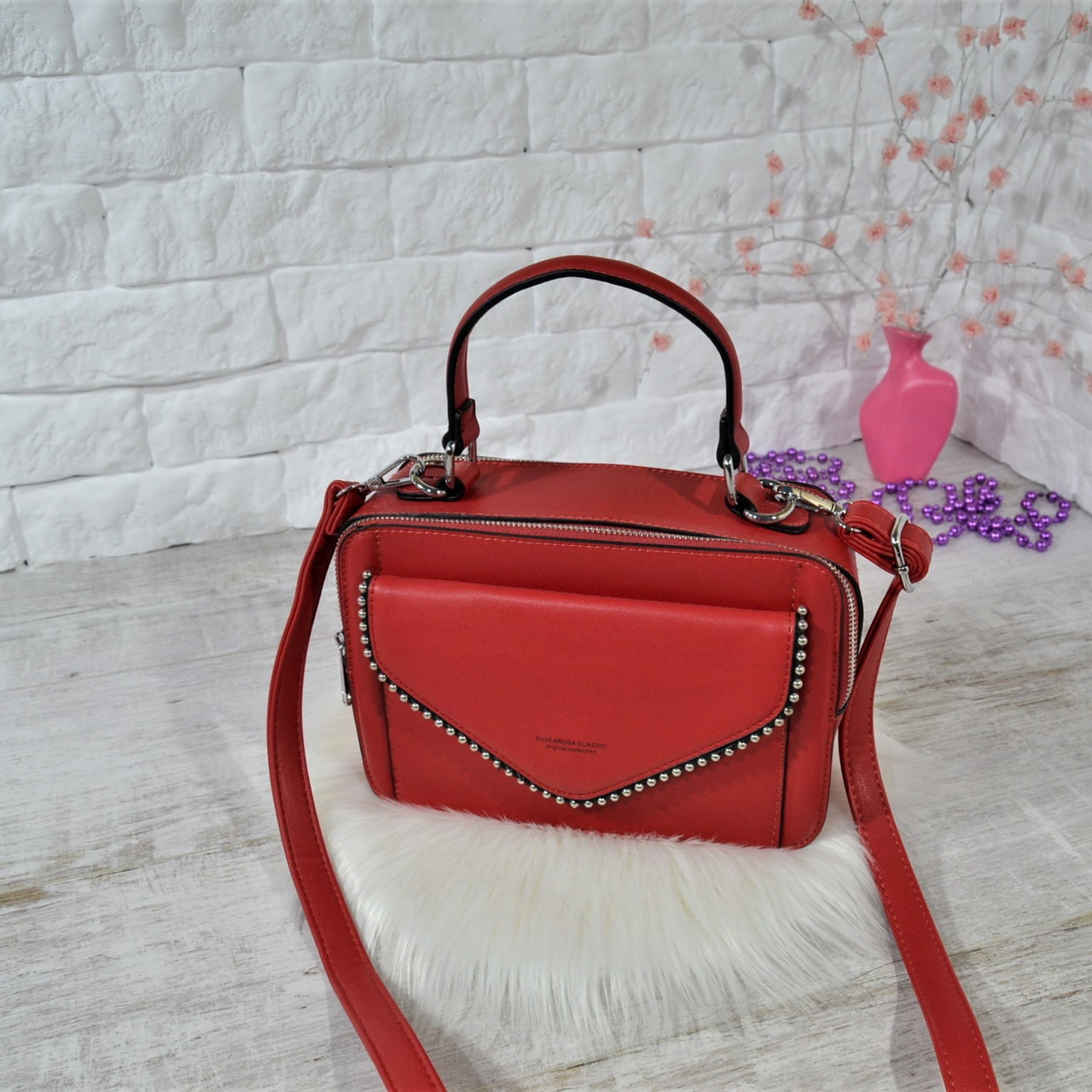 

Женская сумка SilvlaRosa Classic красная С398562