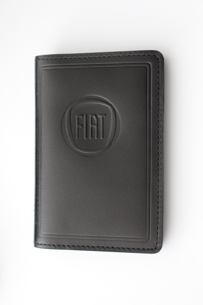 

Кожаная обложка для прав Image-D с логотипом Fiat черная 5062