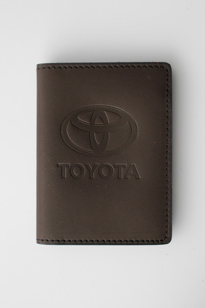 

Кожаная обложка для прав Image-D с логотипом Toyota коричневая 5070