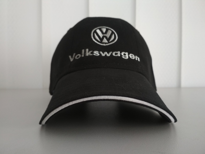 

Кепка CoFee TURNED SANDWICH плотный хлопок с логотипом Volkswagen черная 1734