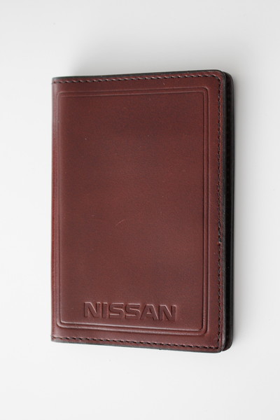 

Кожаная обложка для прав Image-D с логотипом Nissan каштановая 5062