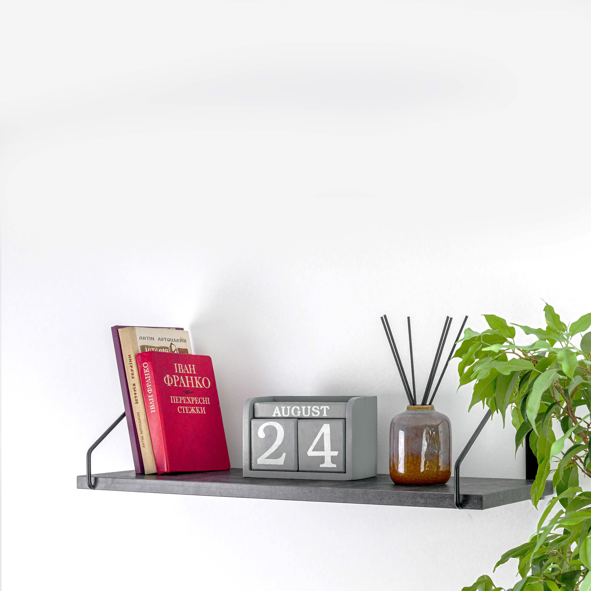 Полка настенная одинарная Adore Decor Черный/Угольный камень (металл ...