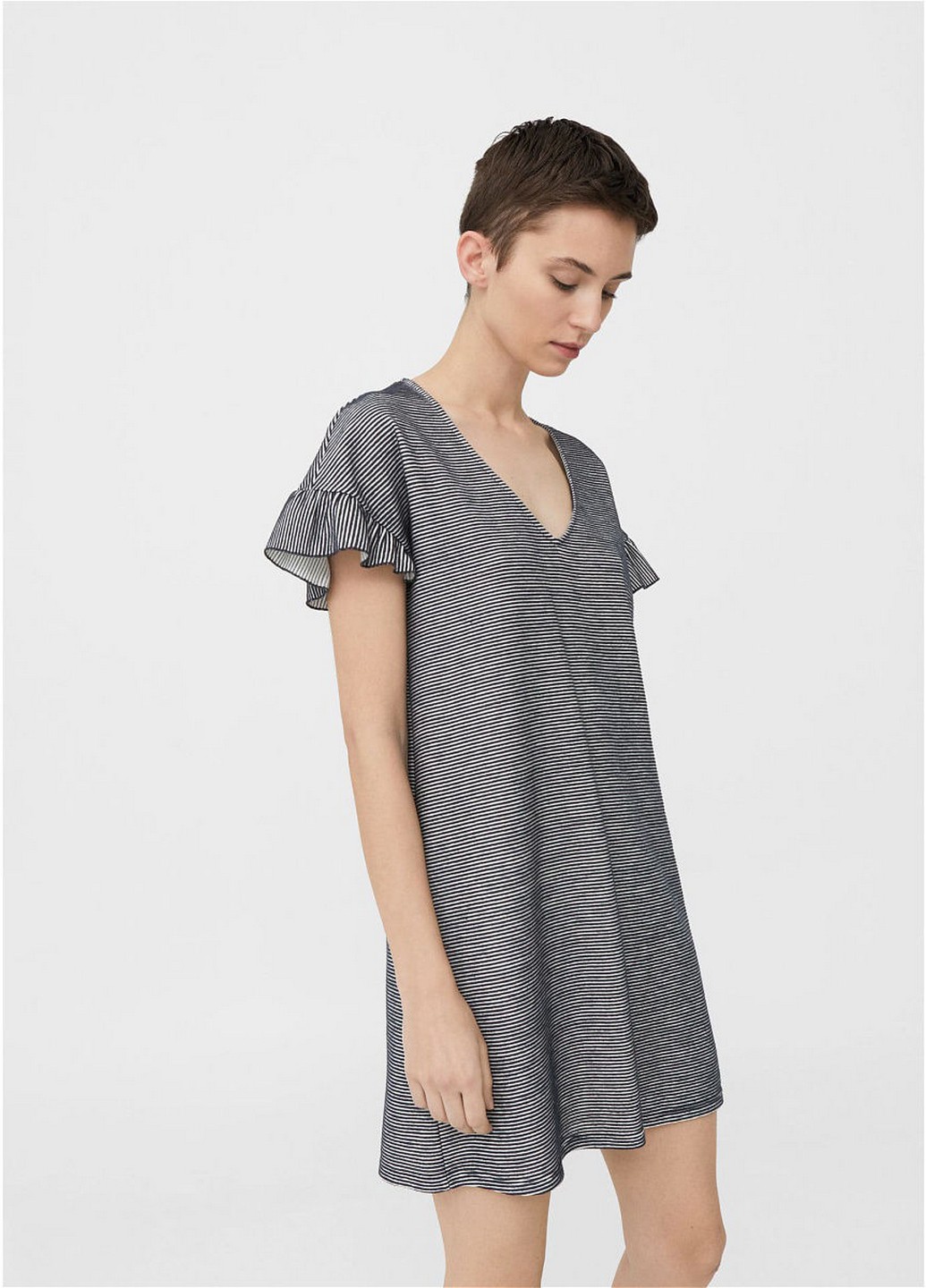 

Платье Mango XS Черный 13080563_пол.бел_01