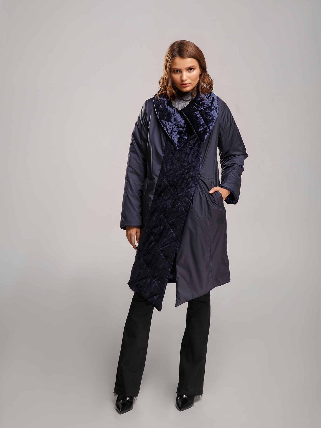 Акція на Куртка зимова довга жіноча Alberto Bini 4020-1 40 Темно-синя від Rozetka